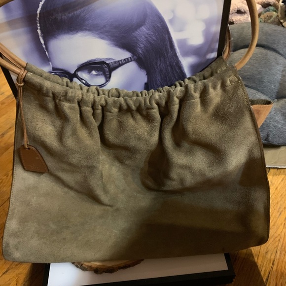Gucci Suede Green Moss Bag - Picture 16 of 16